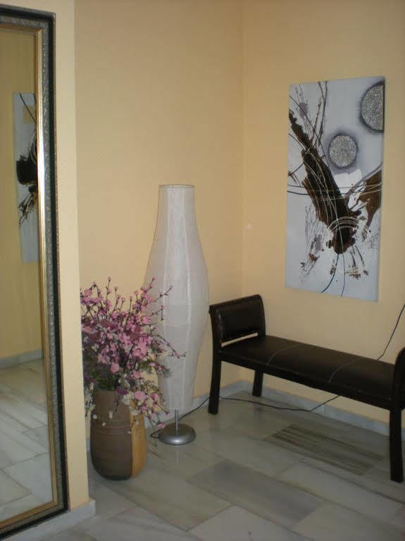 Hostal Tilos Malaga Zewnętrze zdjęcie
