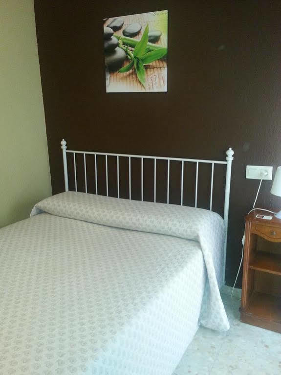 Hostal Tilos Malaga Zewnętrze zdjęcie